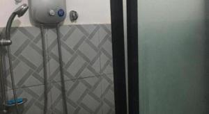 RedDoorz @ Balay Hiraya Apartment