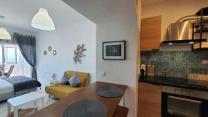 Front Ocean View Studio