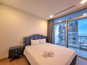 123 Apartment in Vinhomes Central Park - Airport pickup & Tours