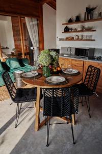 2BR Villa - hidden gem in Seseh, Canggu