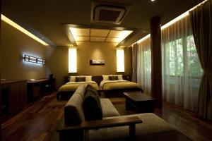 TAKITEI Riverside Onsen ーA Hidden Ryokan in Kanazawaー