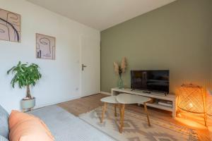 Studio calme avec parking, proche métro