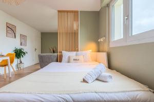 Studio calme avec parking, proche métro