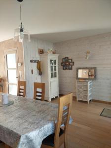 Maisons de vacances Maison Maurice Quimper : photos des chambres