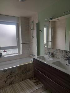 Maisons de vacances Maison Maurice Quimper : photos des chambres