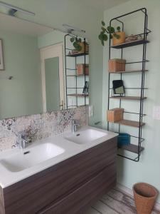 Maisons de vacances Maison Maurice Quimper : photos des chambres