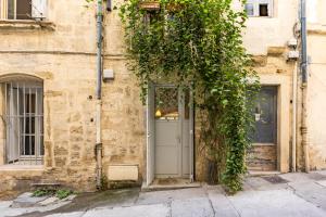 ALMA F2 hypercentre 1min cathédrale saint Pierre 3 min Tram Charme ancien & confort moderne Netflix