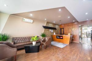 OYO 1297 Hotel Hung Lam