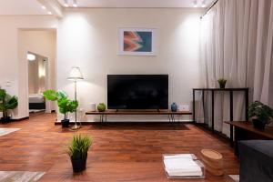 1201 Three Bedroomapartment With Outdoors Terrace