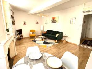 Appartements L-Erable - Calme-Clim en Plein centre : photos des chambres
