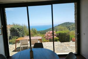 Atypical house with garden in Bormes-les-Mimosas