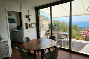 Atypical house with garden in Bormes-les-Mimosas