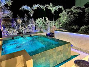 Luxury Penthouse with Private Heated Pool and Terrace in Ipanema with views of the "Cristo" sculpture