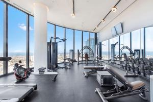 Southbank Sojourn - Resort Comfort & Skyline Views