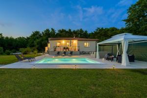 Villa Tamara by Istrialux