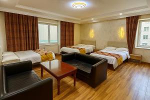 Evergreen Hotel
