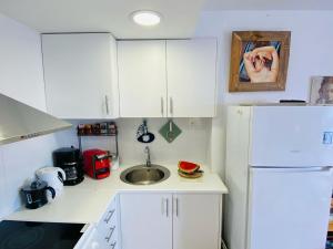 Roses Holiday Center 2408