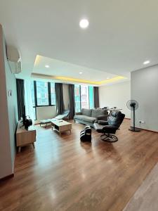Vivacity Jazz Suite 4 YM Cozy Home
