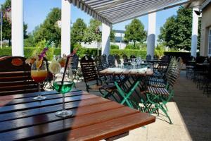 Logis Hôtel Les Colonnes Strasbourg Zenith