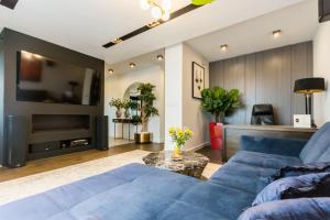 Luxury penthouse with jacuzzi