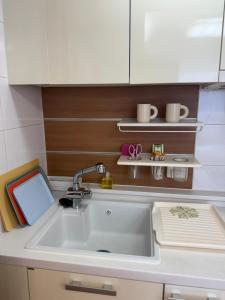 4-3025 #GangnamStation, 5mins #K-Pop #Yeoksam, 3mins #Neflix #K-food #Seoul