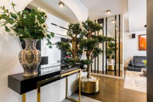 Luxury penthouse with jacuzzi