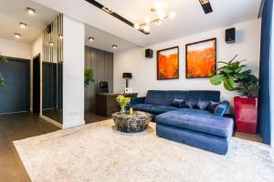 Luxury penthouse with jacuzzi