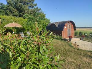 Cahute enchantée Aubois dormant