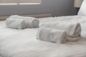 Reading Station - Modern Home with its own Garden Sleeps 6