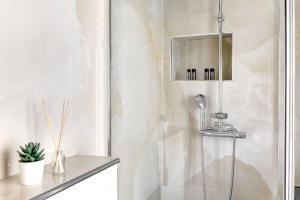 Appartements Paris Authentique 4 Pers Pres Sacre Coeur : photos des chambres