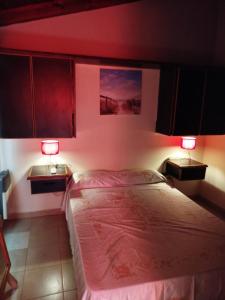 Depto luminoso, acogedor con terraza y parrilla