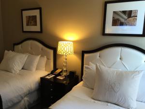 Deluxe Double Room with Two Double Beds room in Kensington Park Hotel