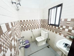 Royal Park Residency