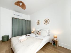 Appartements Le Charmant, 2 chambres, Parking : photos des chambres