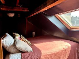 Appartements Le Mont-Eiffel - Duplex a Montmartre avec vue sur la Tour Eiffel : photos des chambres