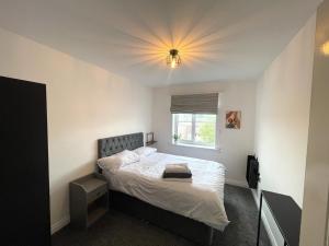 Parkside Mayfair Apartment