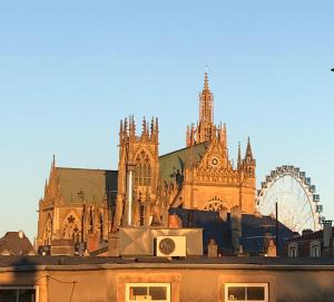 Appartements Le St-Arnould - Vue Cathedrale, central & calme : photos des chambres