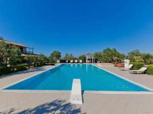 Villa with private pool and many leisure facilities