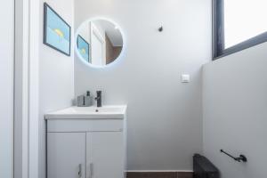 Huge Balcony Penthouse in City Center - Zen Asteria