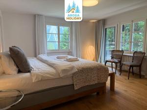 Three-Bedroom Apartment room in Chalet Pradella