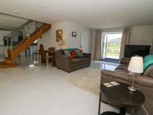 Little Penrhosgoch Barn