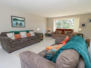 Little Penrhosgoch Barn