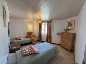 Maisons de vacances La pepite du Ventoux, petite piscine et salle de sport ! : photos des chambres