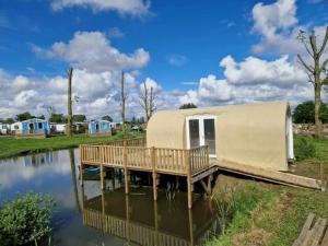 Campings Camping Le Romantic : photos des chambres
