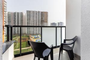 Modern Studio with Balcony Near Arena Gdańsk by Noclegi Renters