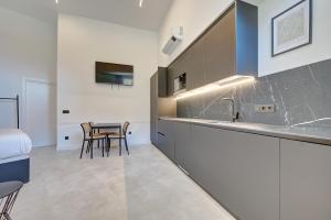 Apartamentos la Colmena by Clabao