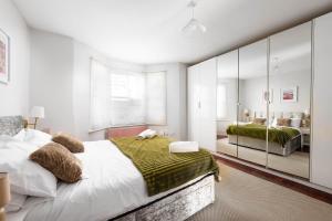 Great Value London Apartment with Garden in Tufnell Park near Emirates Stadium and 10 mins to Kings Cross