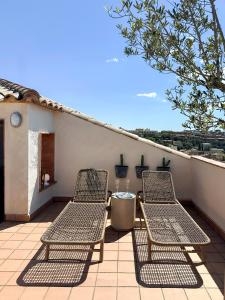 Begur Sunset 2 bedroom loft close to the center of Begur. With terrace and gorgeous sea views H42