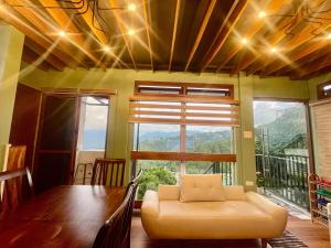 Newlives Transient 1 Atok Trail - 2nd floor