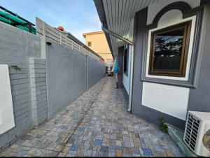 후웨이야이 작은집